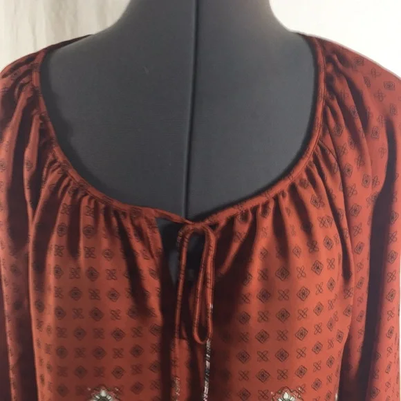 TIMING Women Long Elastic Sleeve Top Size Large - Picture 2 of 8